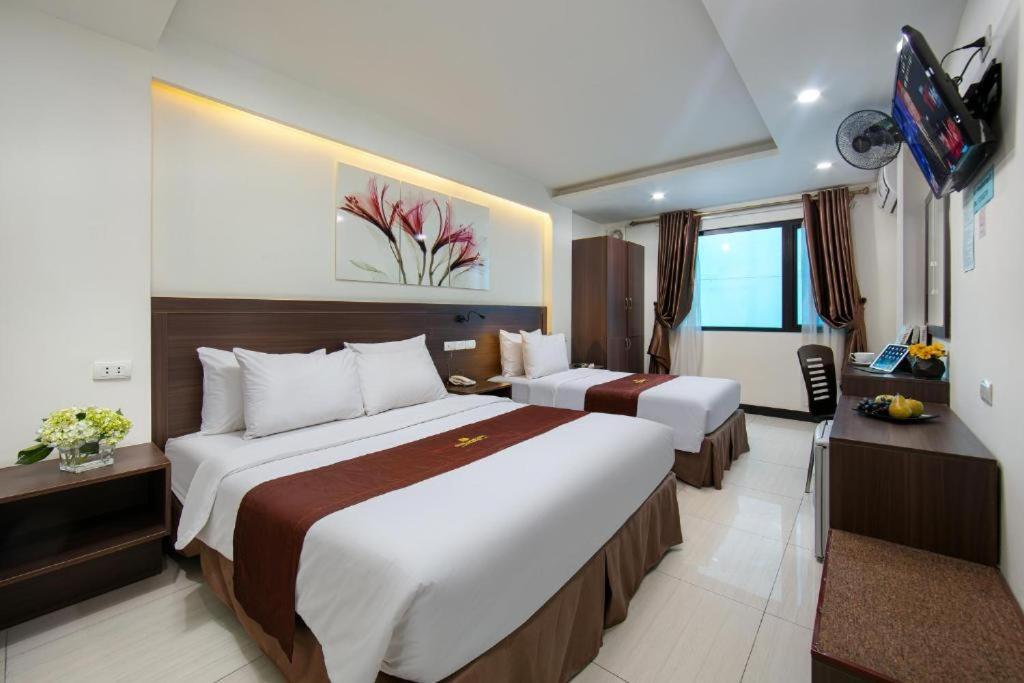 Quang Chung Hotel - 56 Le Van Thiem - By Bay Luxury Hanói Exterior foto
